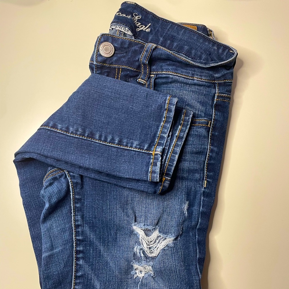 American Eagle Super Stretch Jegging Jeans: Blue and white